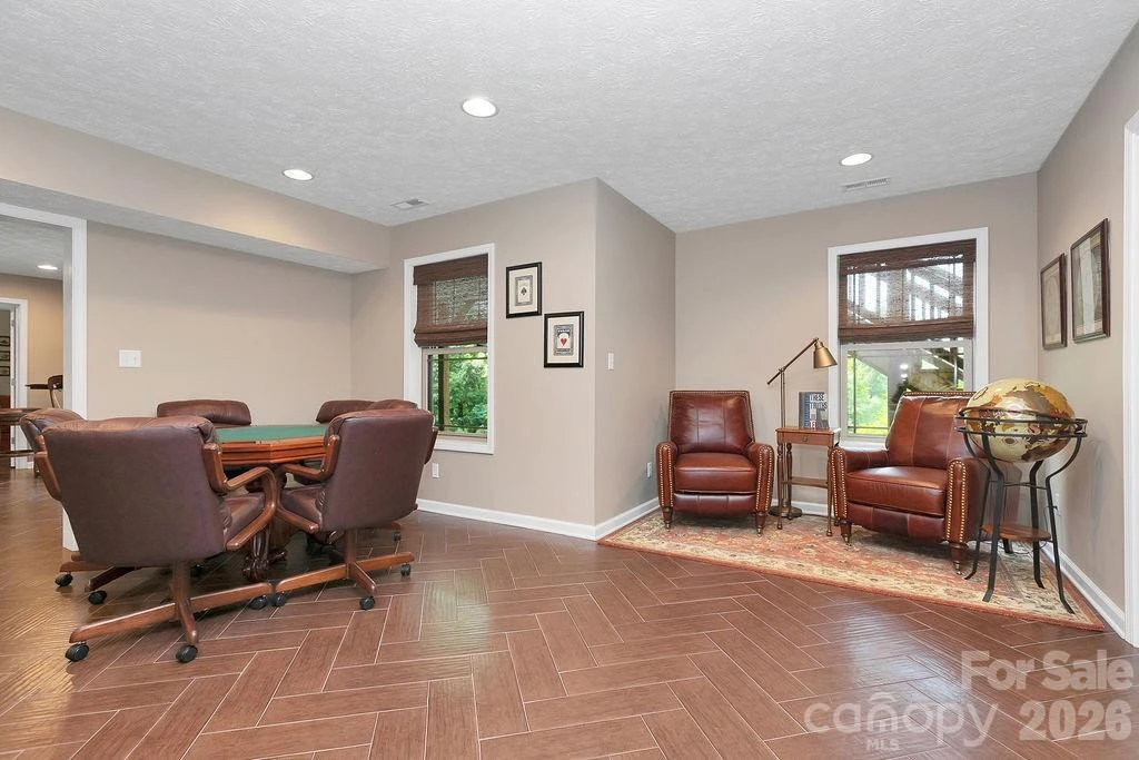 1625 Ugugu Drive - Photo 36
