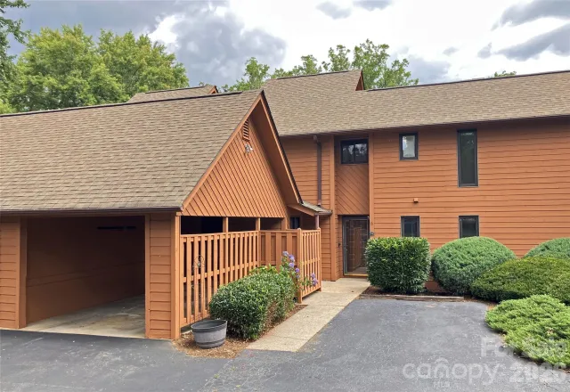 25 Village Drive, Asheville, NC, 28803