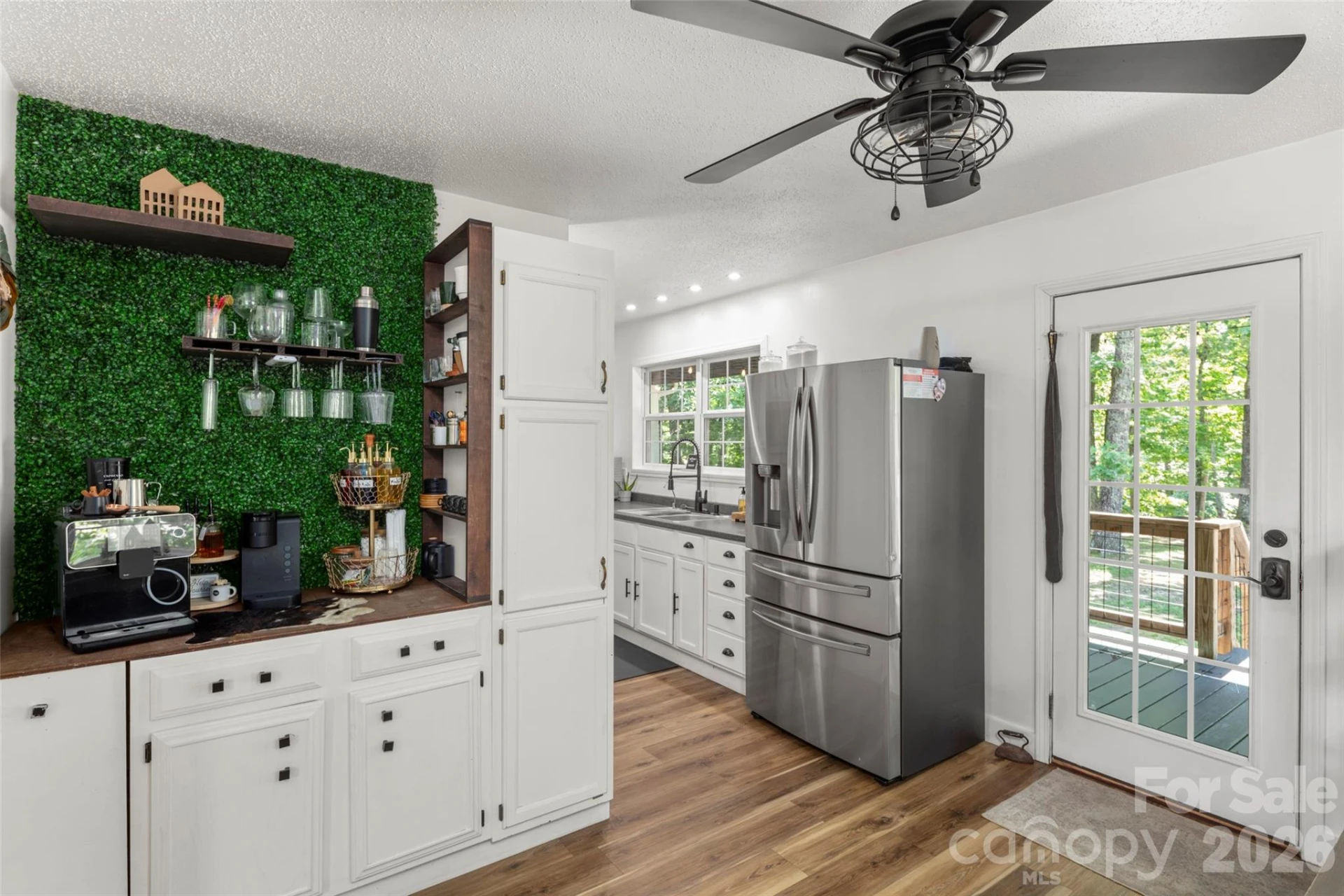 354 Boulder View Drive - Photo 4