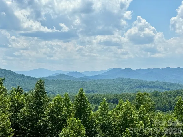 V/L Summit Trail, Nebo, NC, 28761
