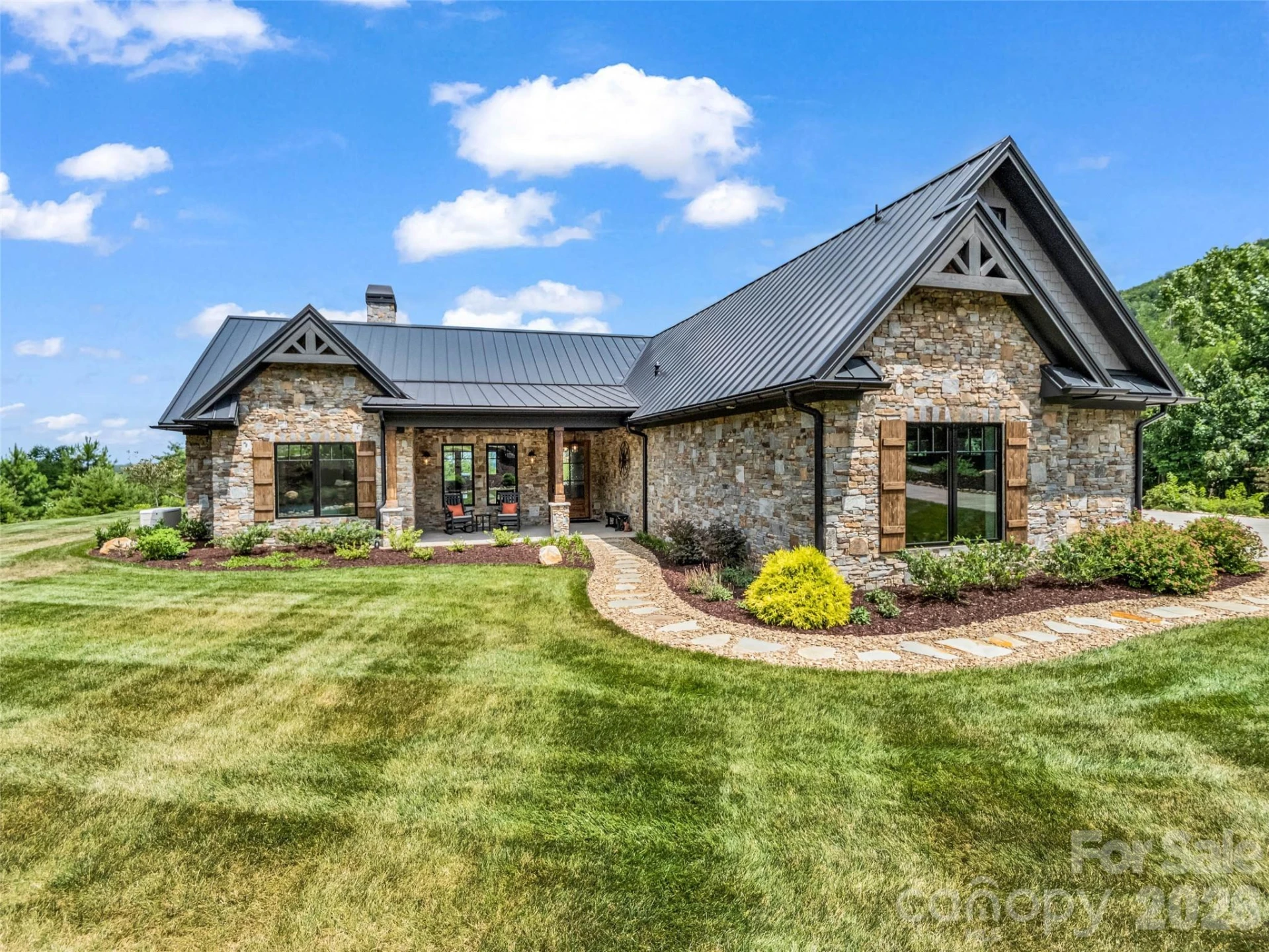 251 Stafford Lane N - Photo 2