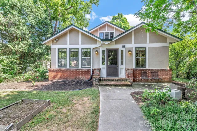 22 Fenner Avenue, Asheville, NC, 28804