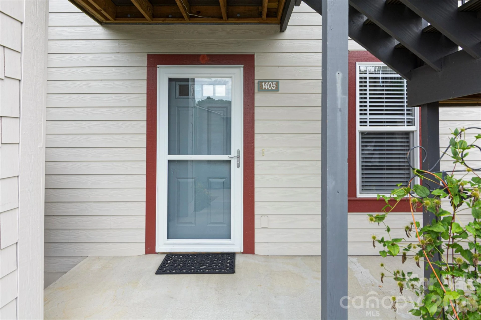 1405 Deermouse Way - Photo 4