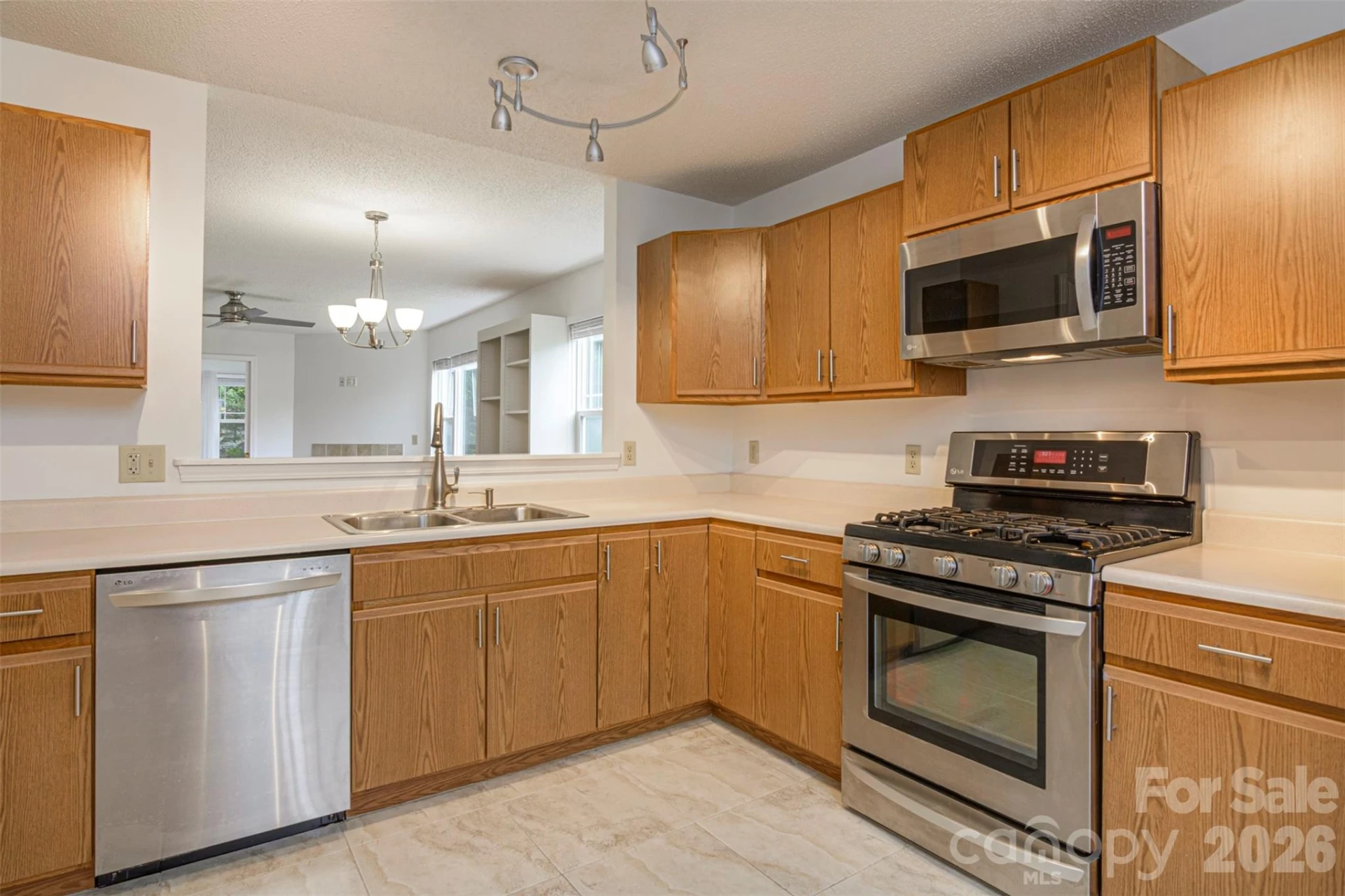 1405 Deermouse Way - Photo 7