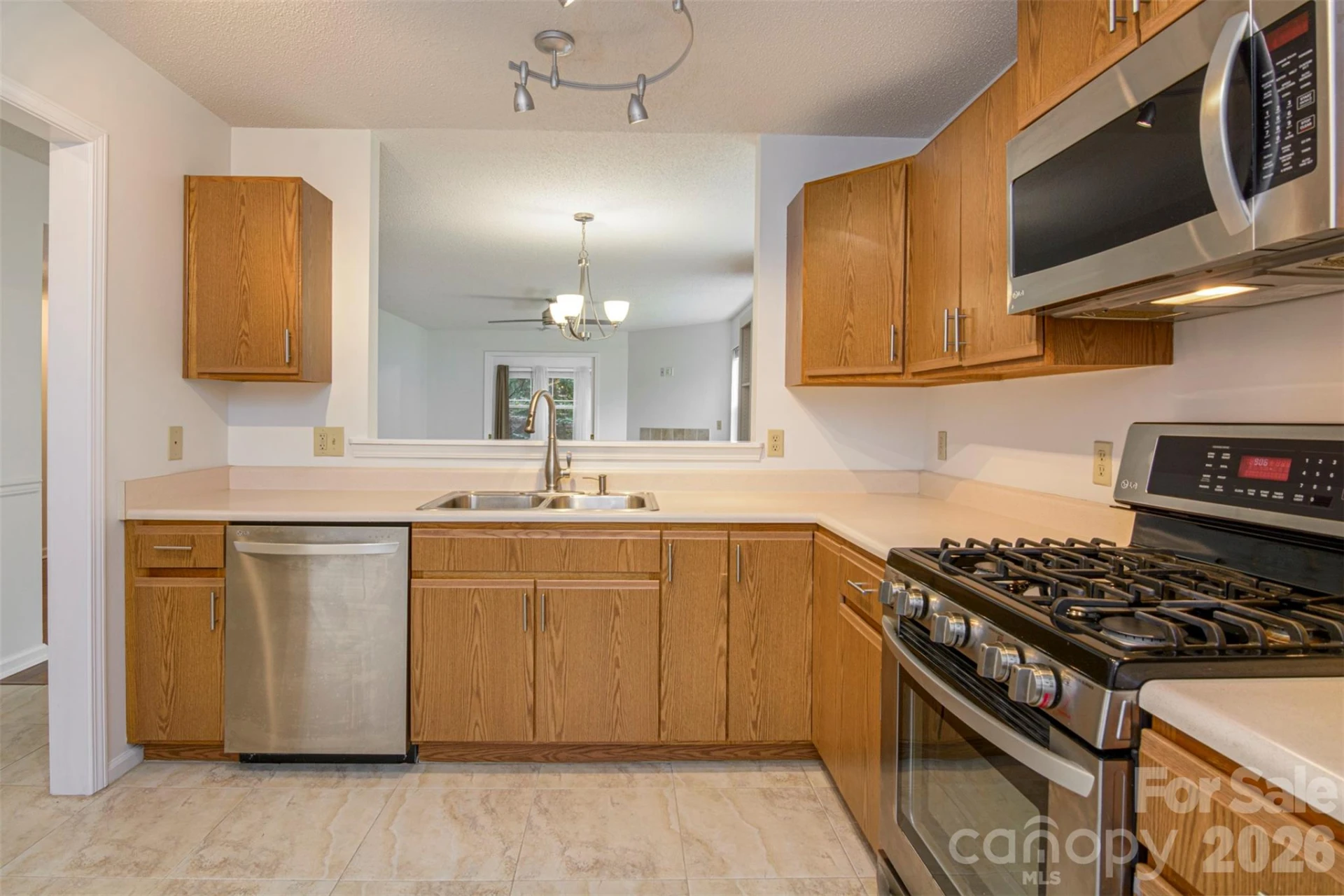 1405 Deermouse Way - Photo 8