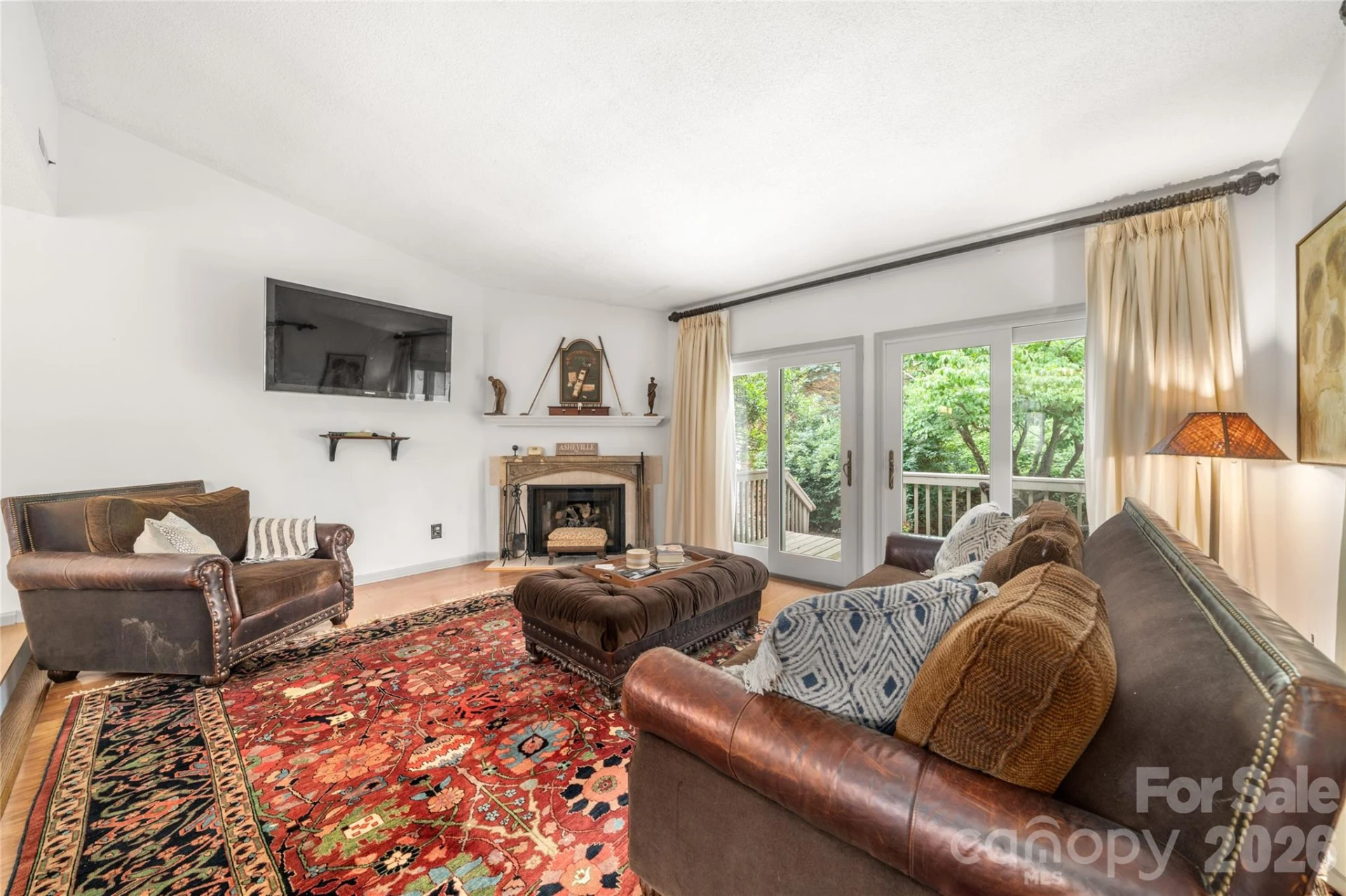 106 Deerlake Drive - Photo 4