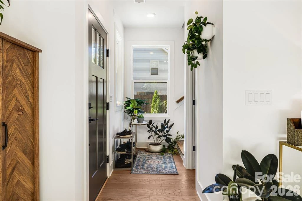 108 Glendale Avenue - Photo 3