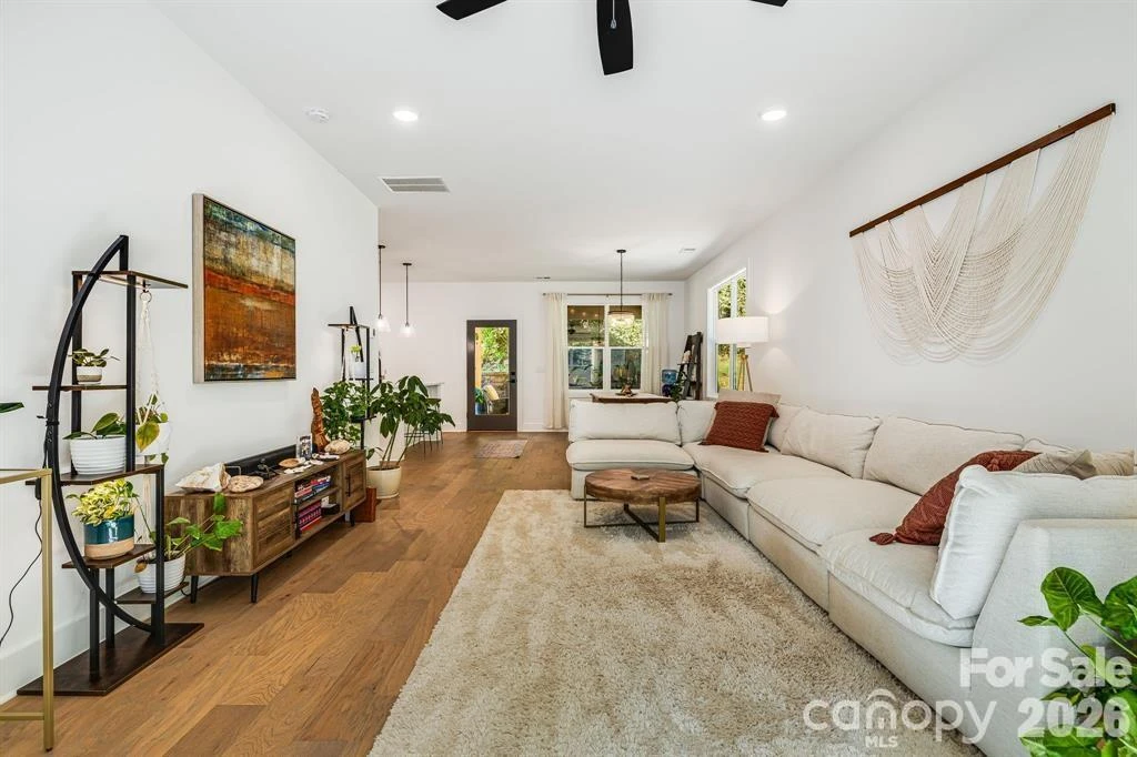 108 Glendale Avenue - Photo 5