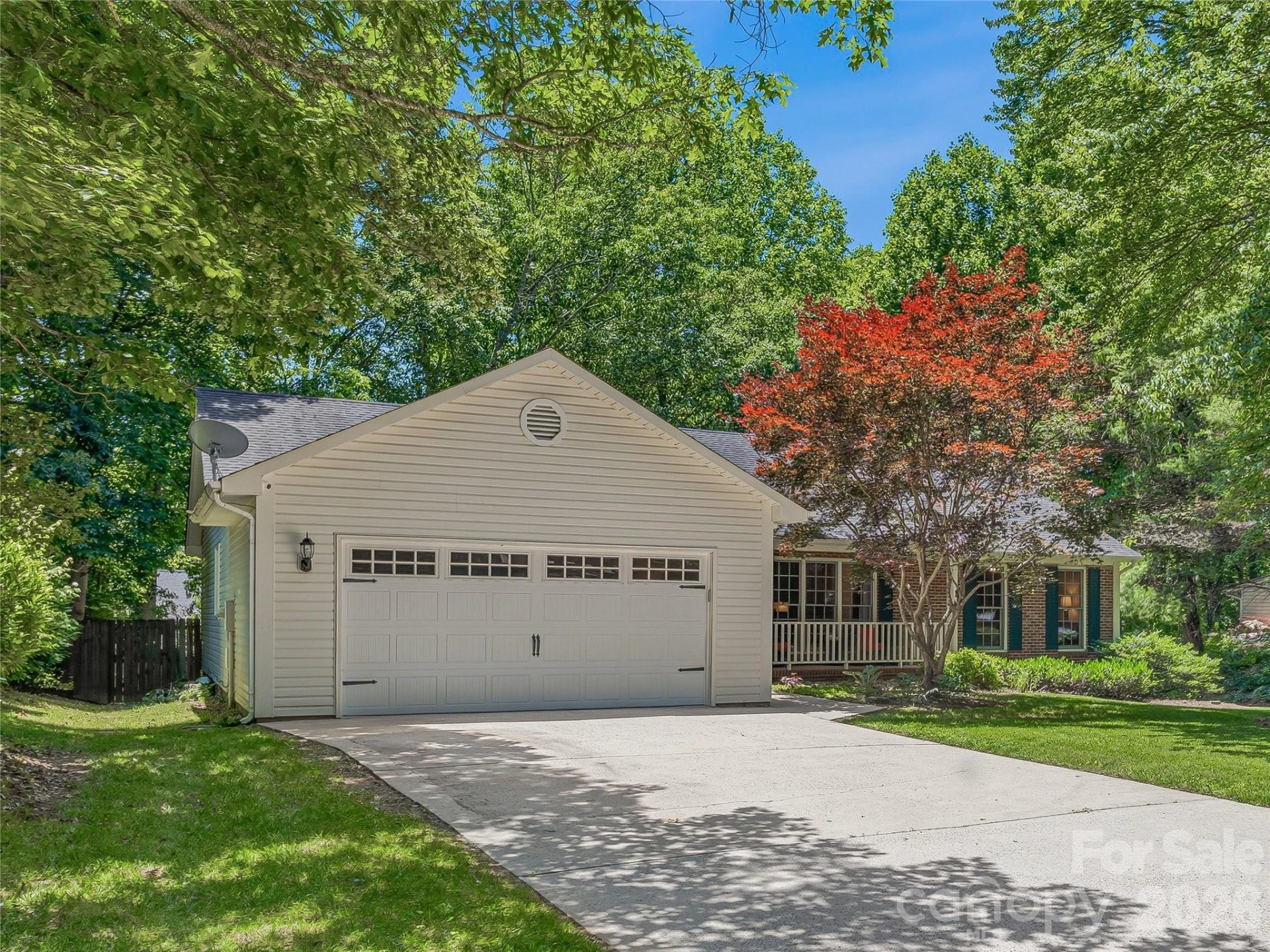 206 Southwood Court - Photo 2