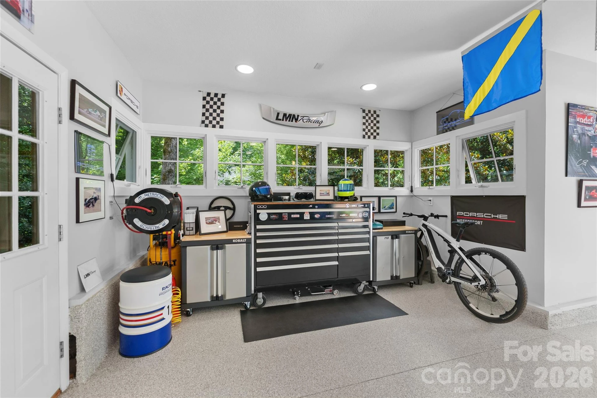 38 Cheshire Drive - Photo 23