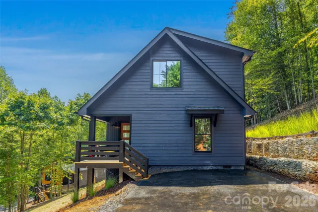 87 Catatoga Trail, Marion, NC, 83452