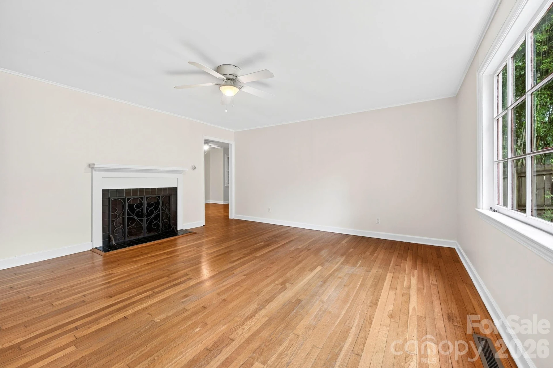 176 Chiles Avenue - Photo 4