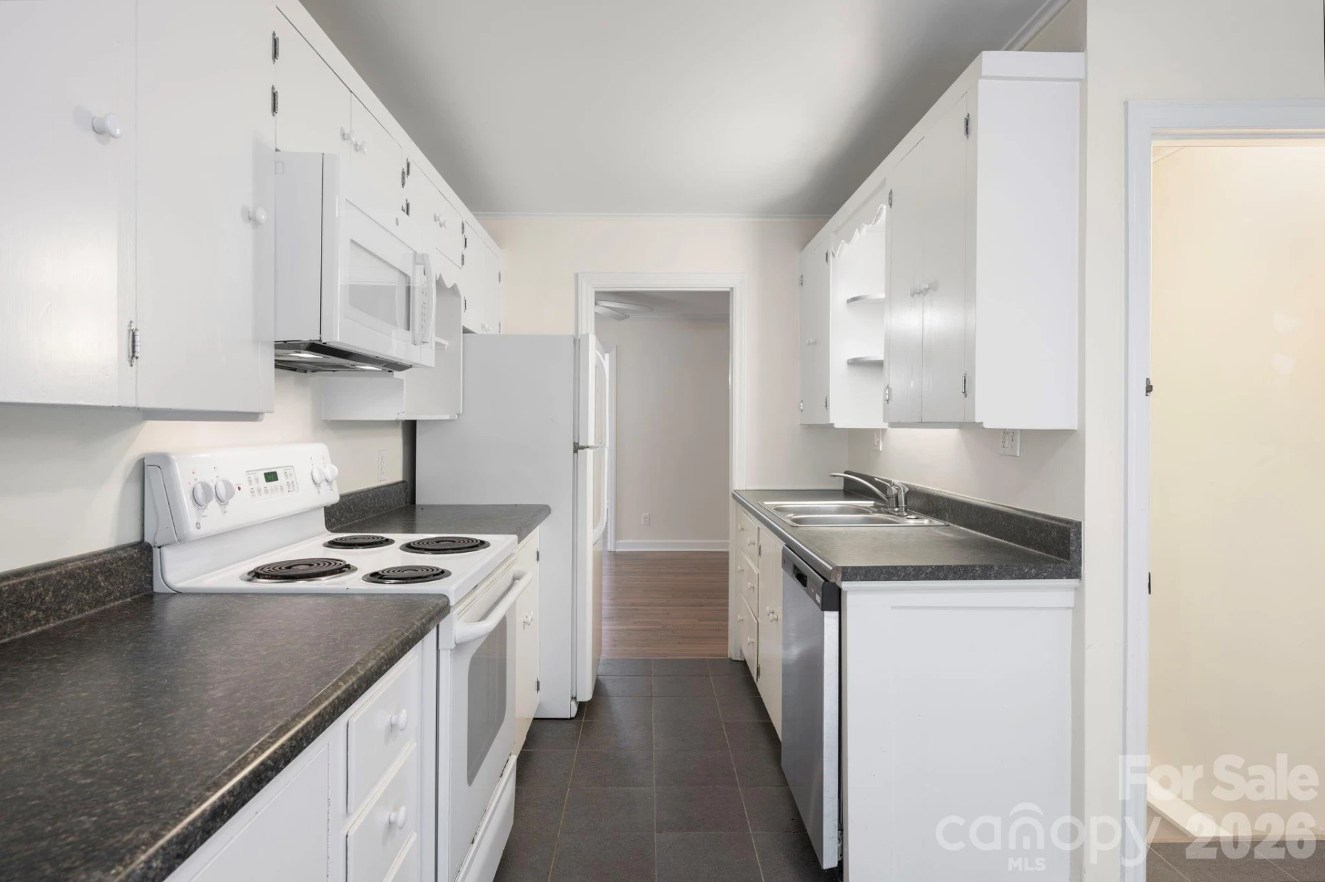 176 Chiles Avenue - Photo 7