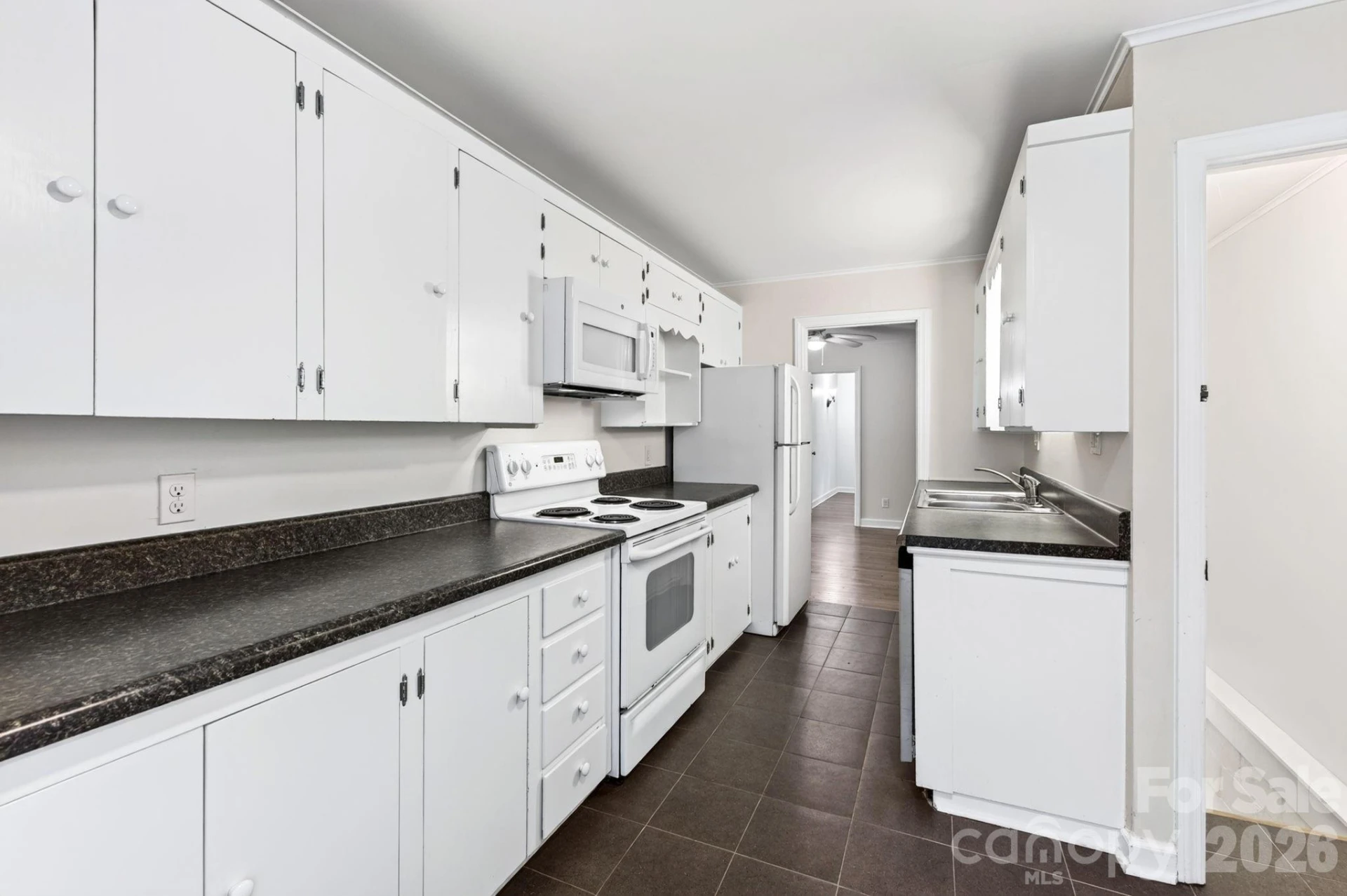 176 Chiles Avenue - Photo 8