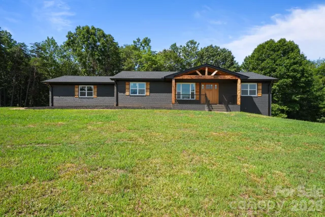 1411 W V Thompson Road