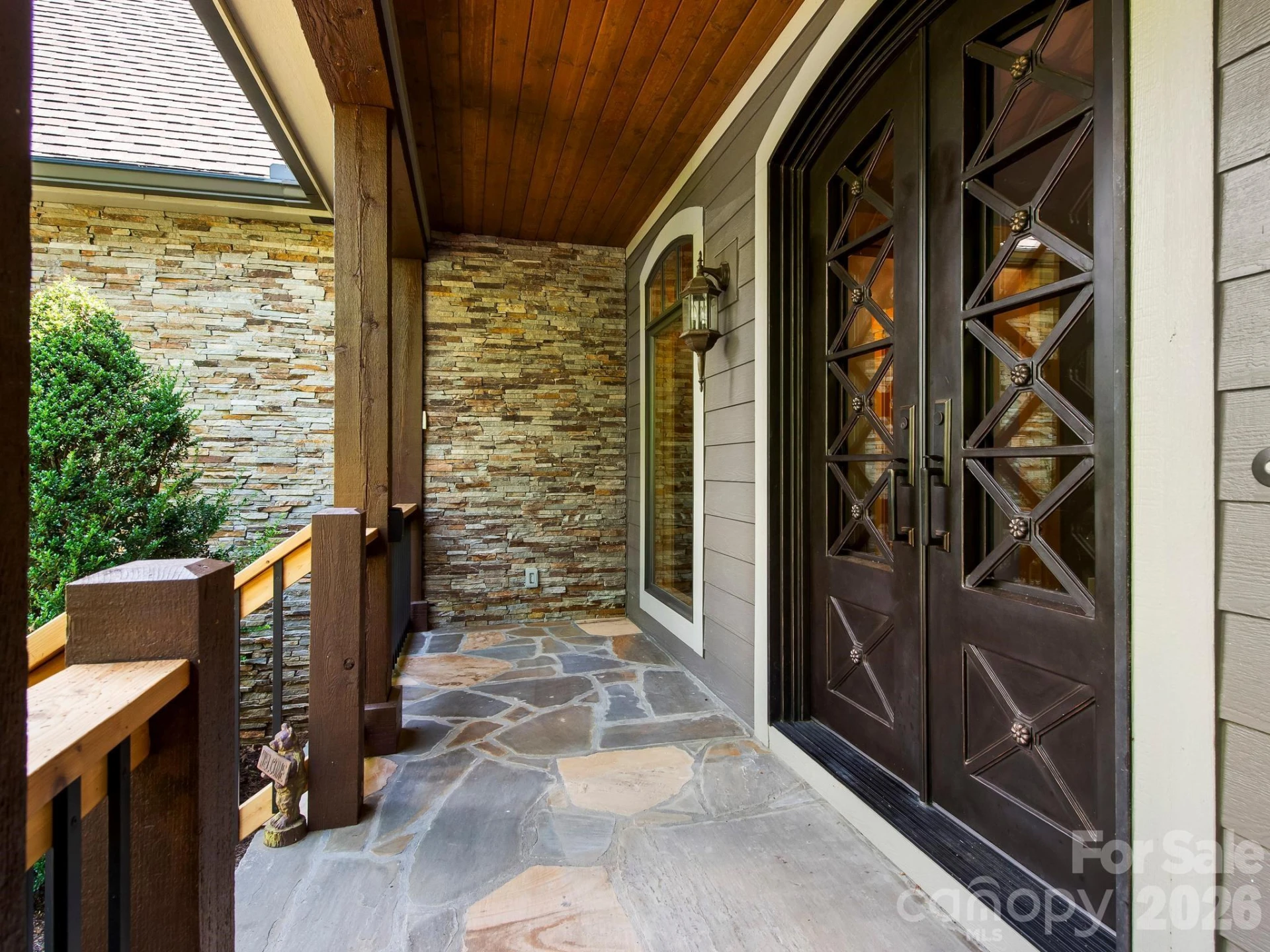 600 White Water Way - Photo 4