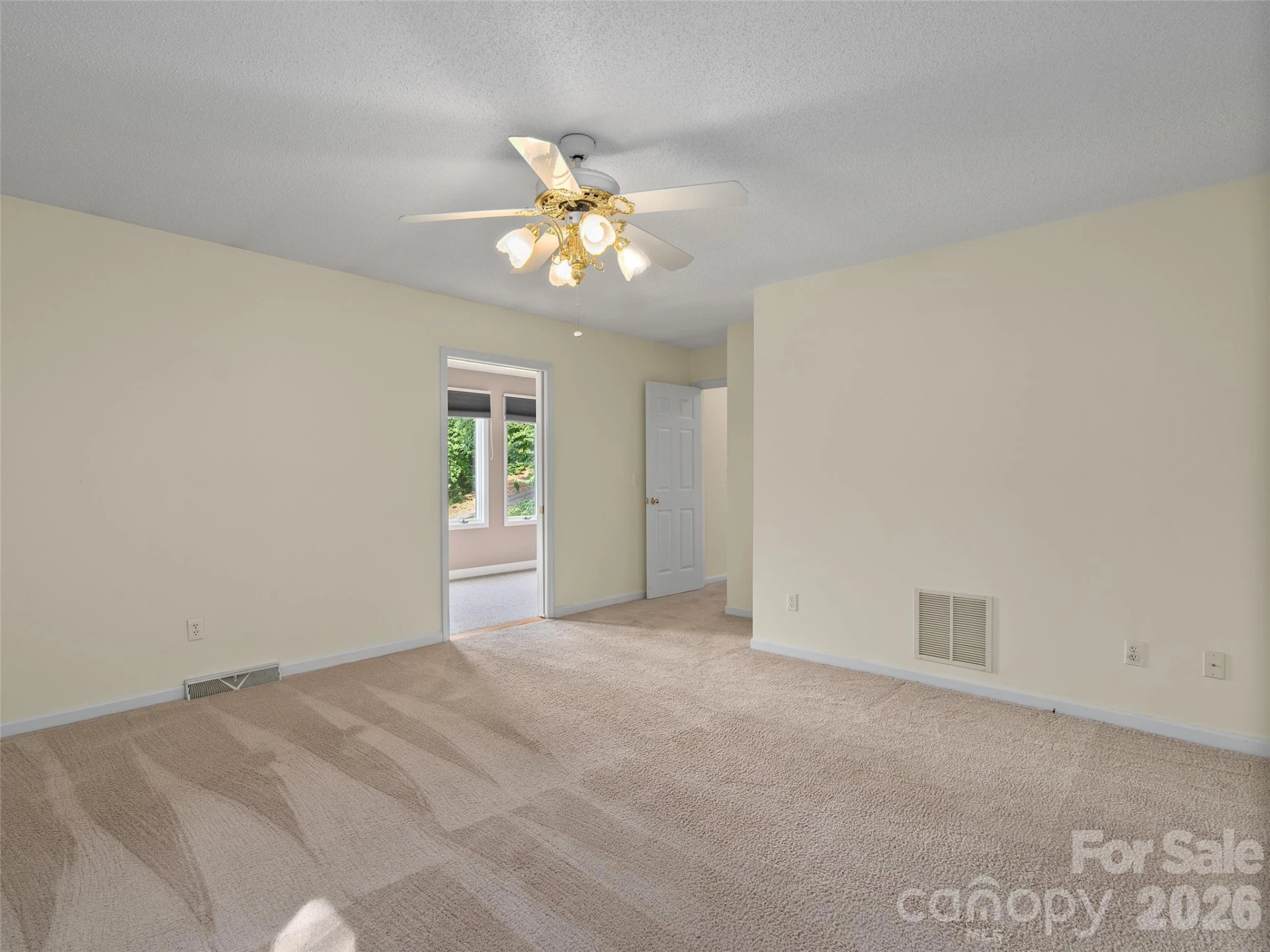 415 Knollwood Drive - Photo 11