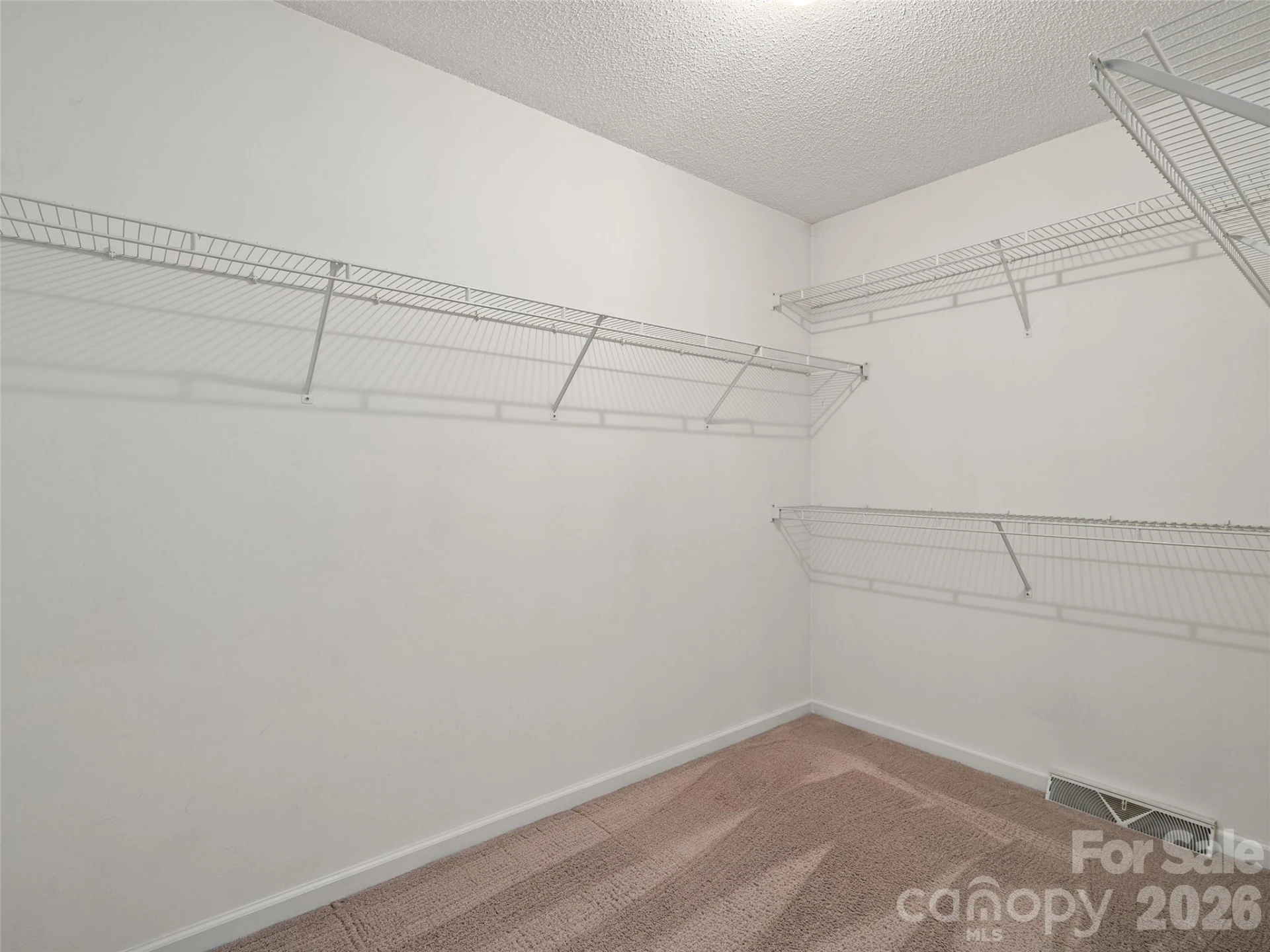 415 Knollwood Drive - Photo 20
