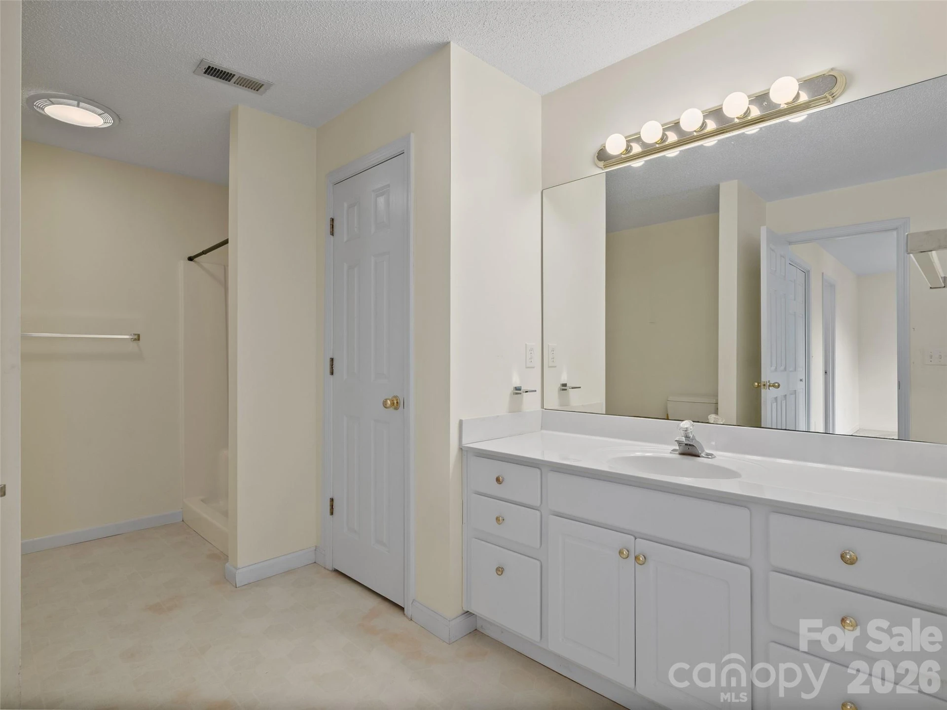 415 Knollwood Drive - Photo 24