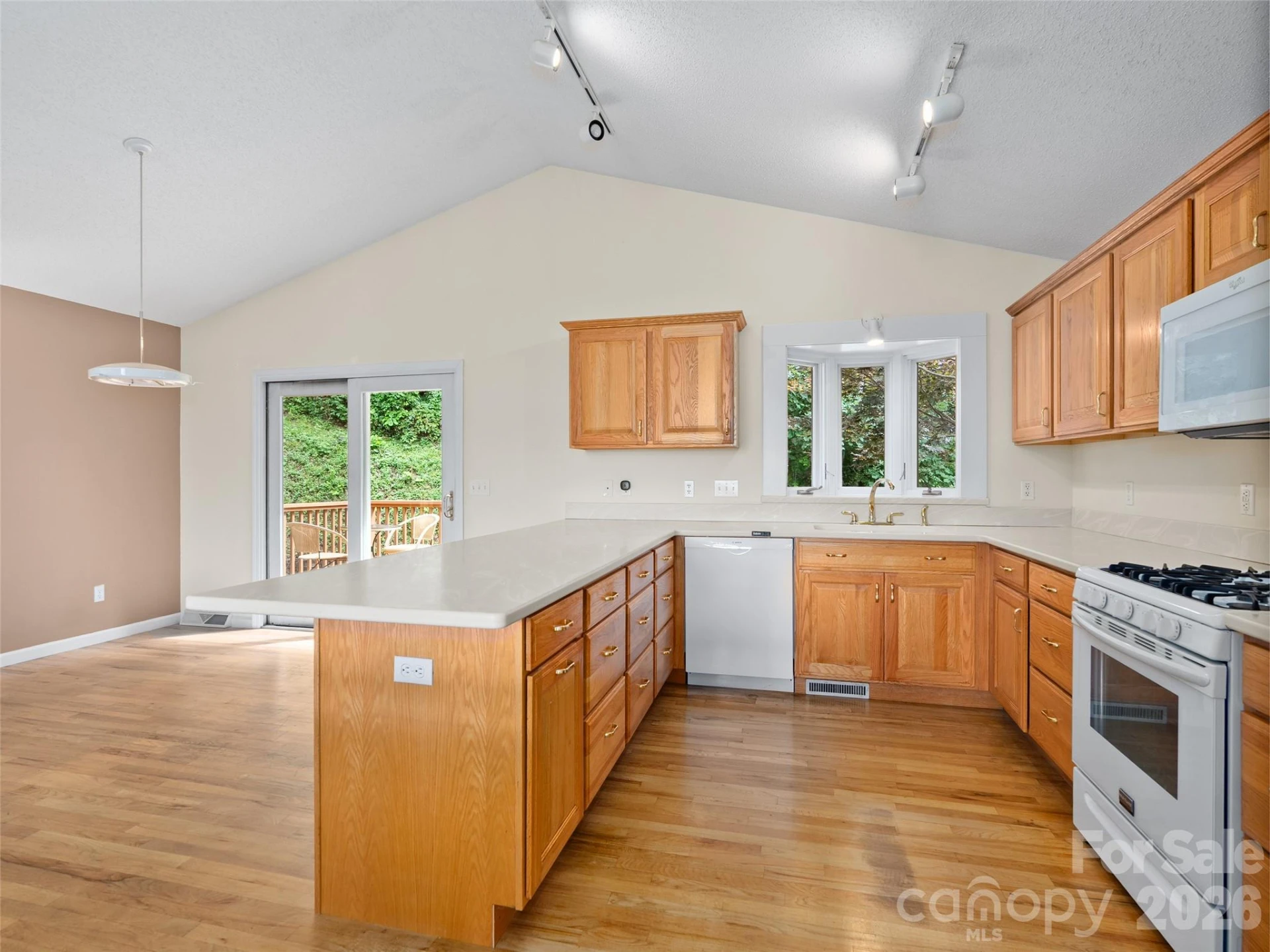 415 Knollwood Drive - Photo 5