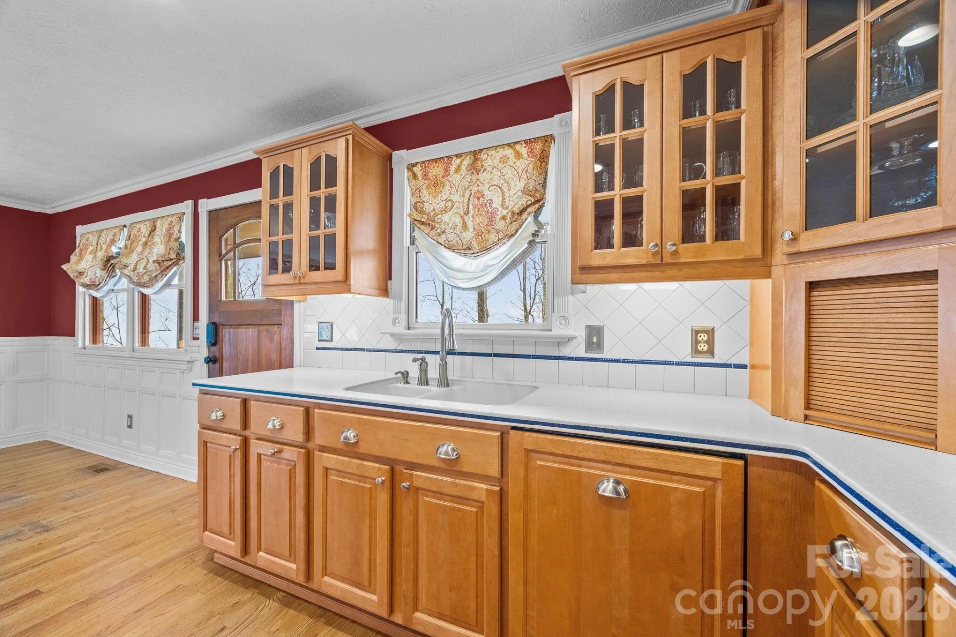 6773 Pinnacle Mountain Road - Photo 4