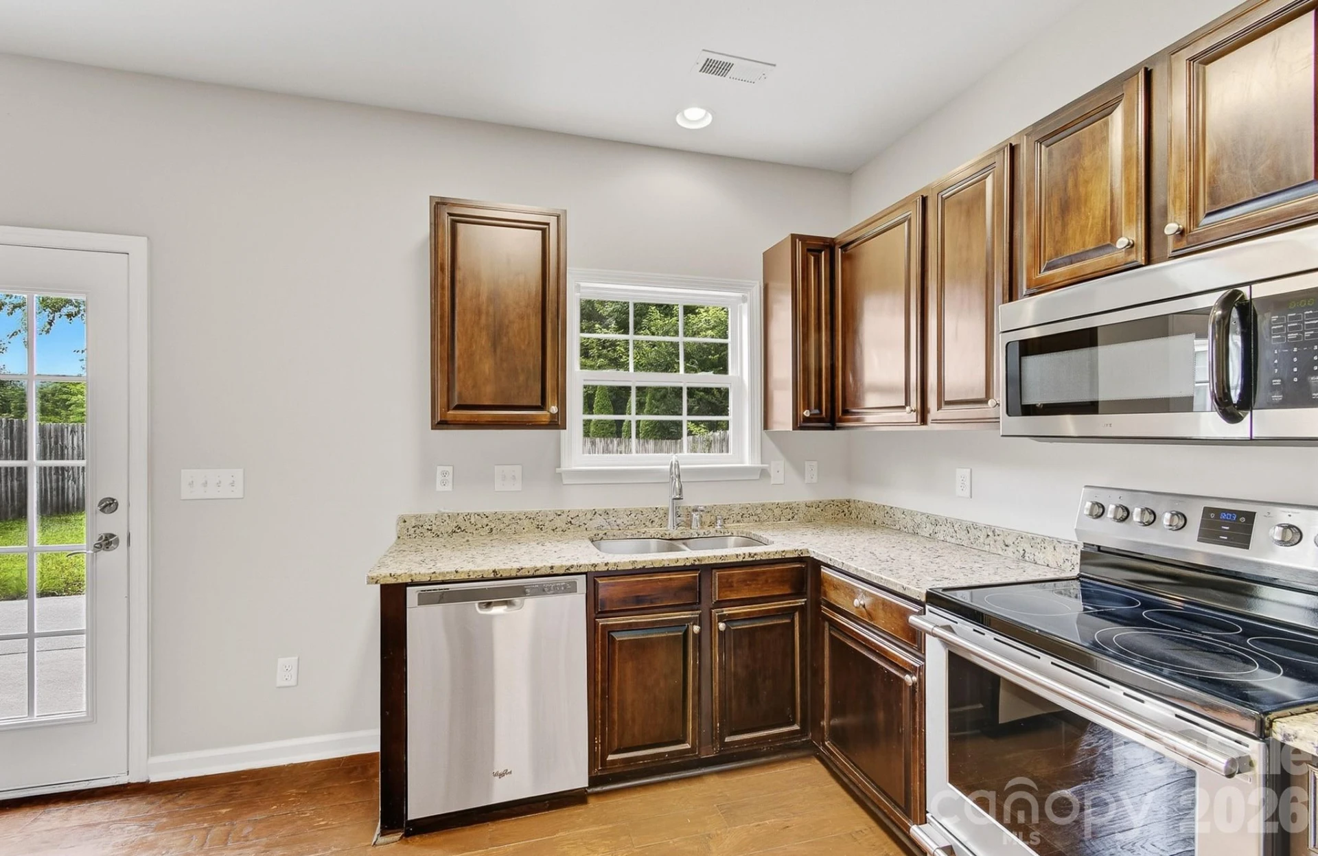 25 Manderley Way - Photo 15
