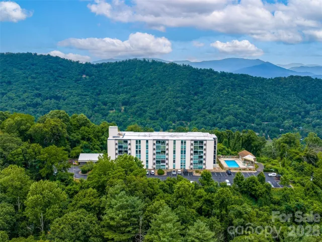 647 Town Mountain Road, Asheville, NC, 28804