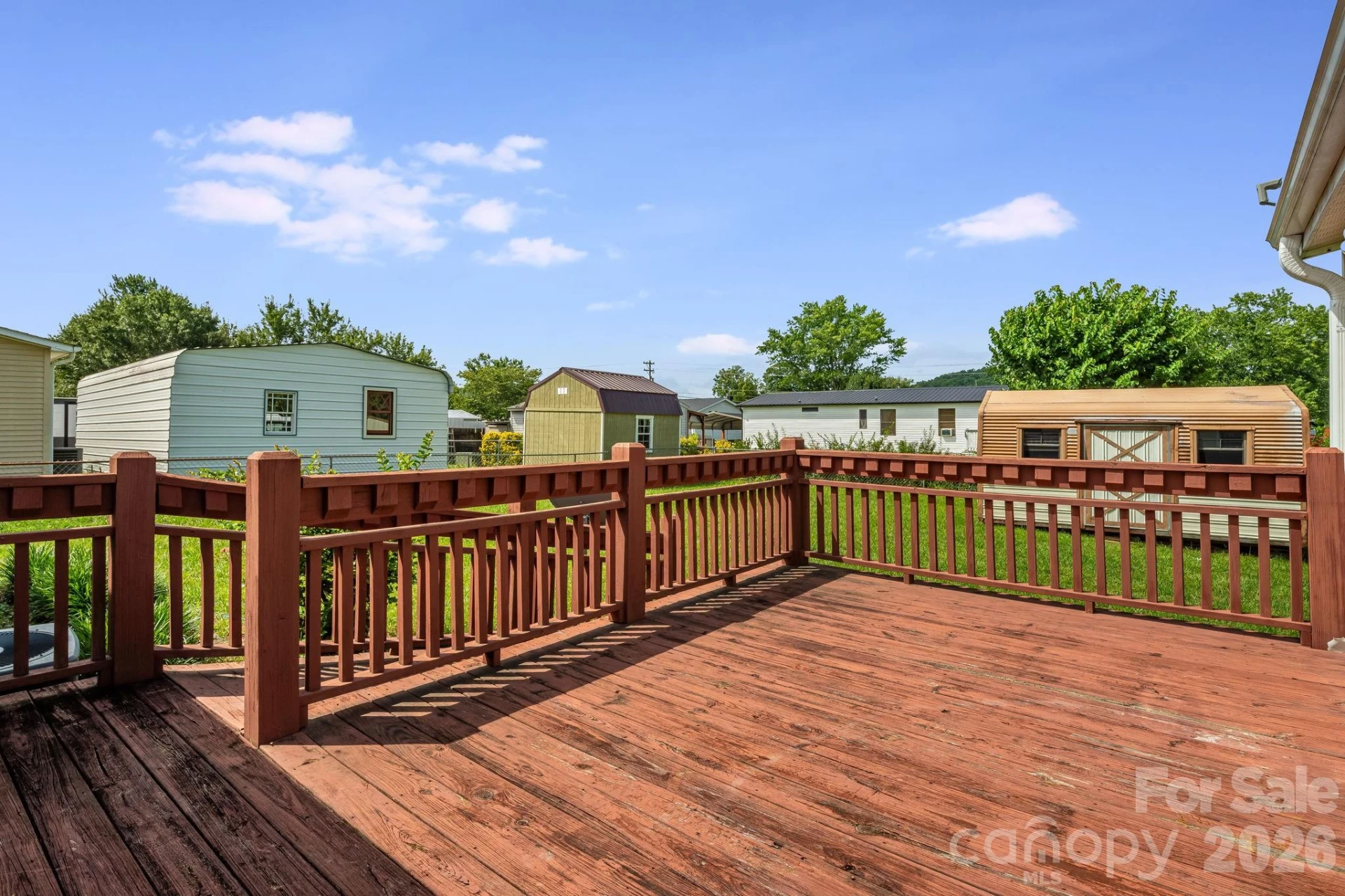 505 Crescent Way - Photo 25