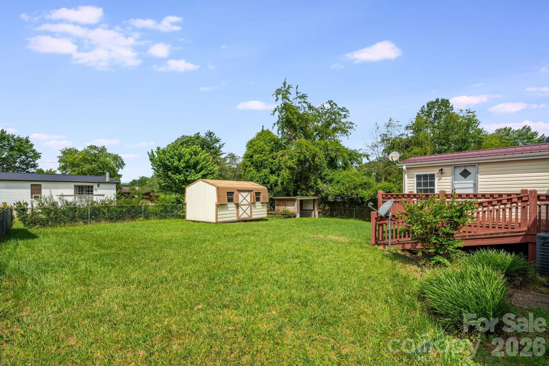 505 Crescent Way - Photo 30