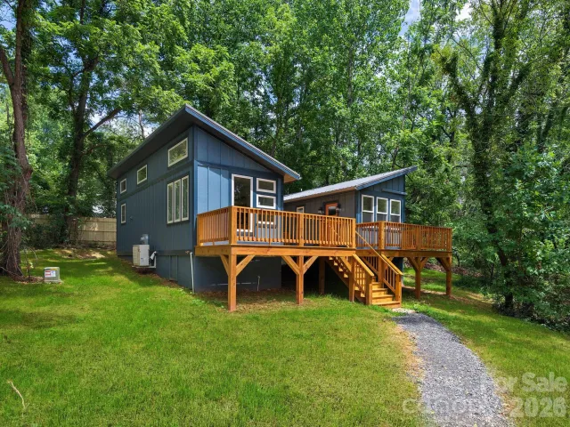 30 Pine Road, Asheville, NC, 28805