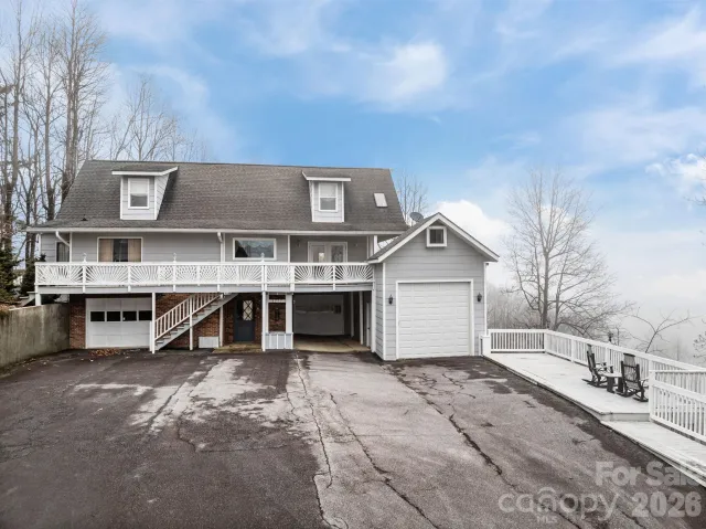 6777 Pinnacle Mountain Road, Zirconia, NC, 28790