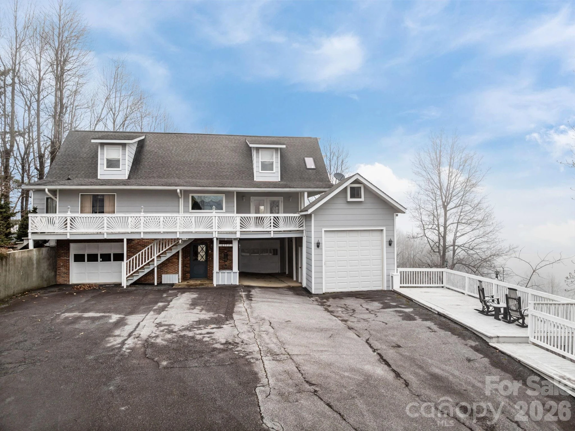 6777 Pinnacle Mountain Road