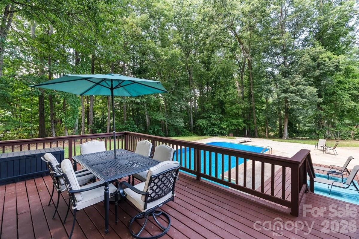 216 Dundeve Circle - Photo 45