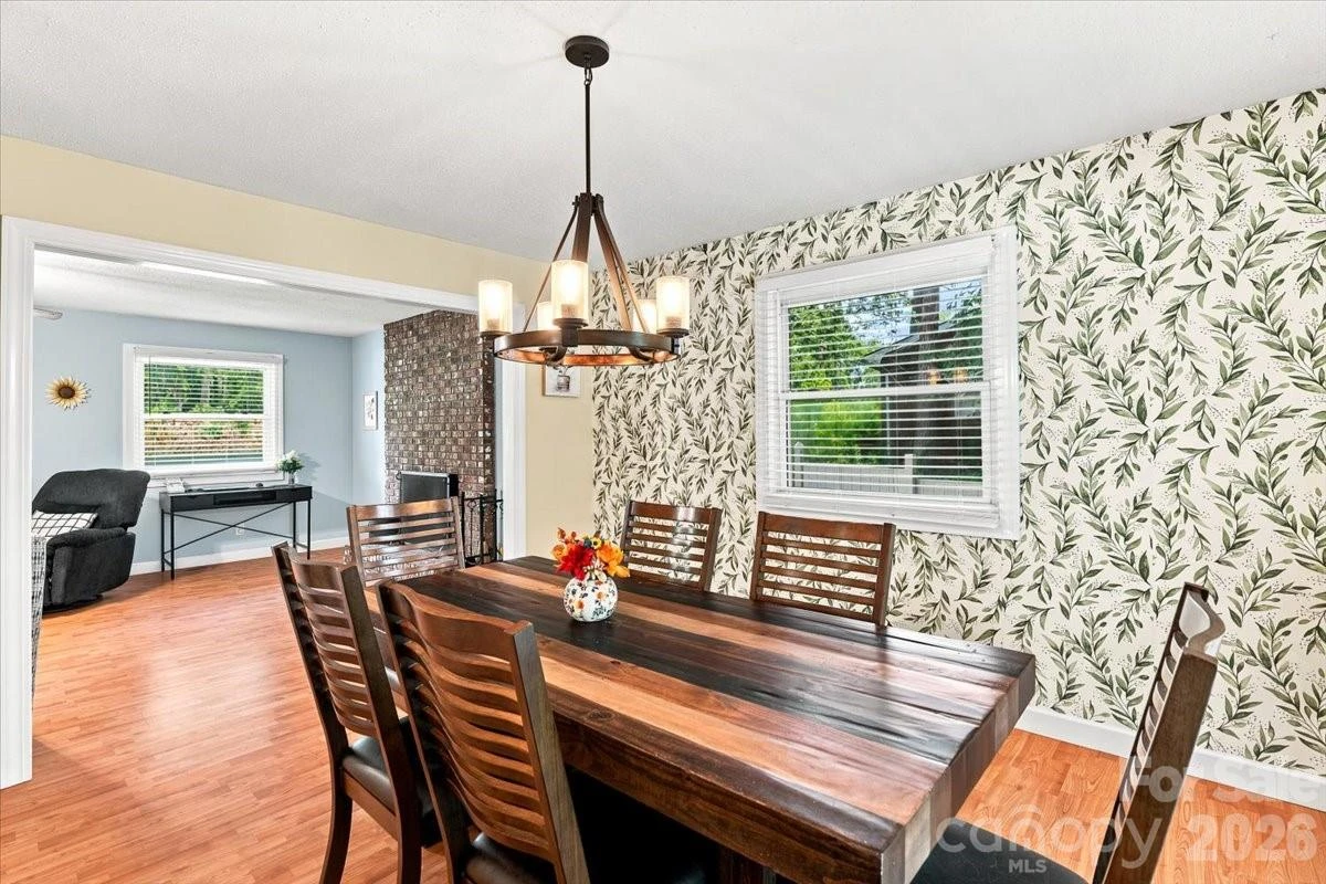 216 Dundeve Circle - Photo 9