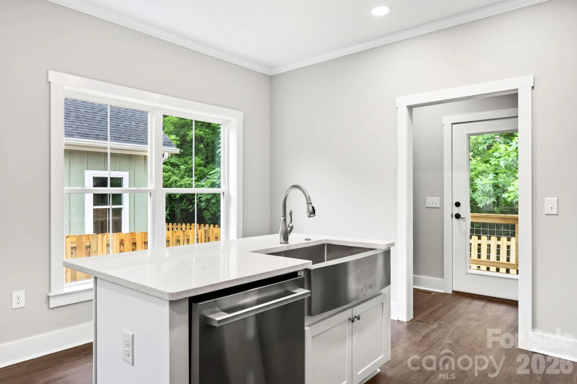 108 Orchard Street - Photo 5