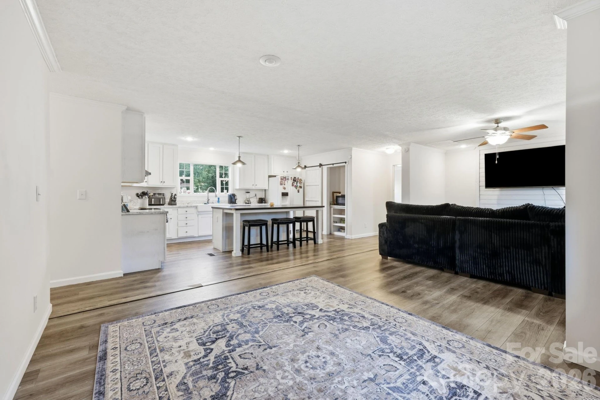 417 Glover Street - Photo 15