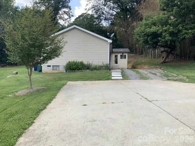 129 CONCORD Road - Photo 22