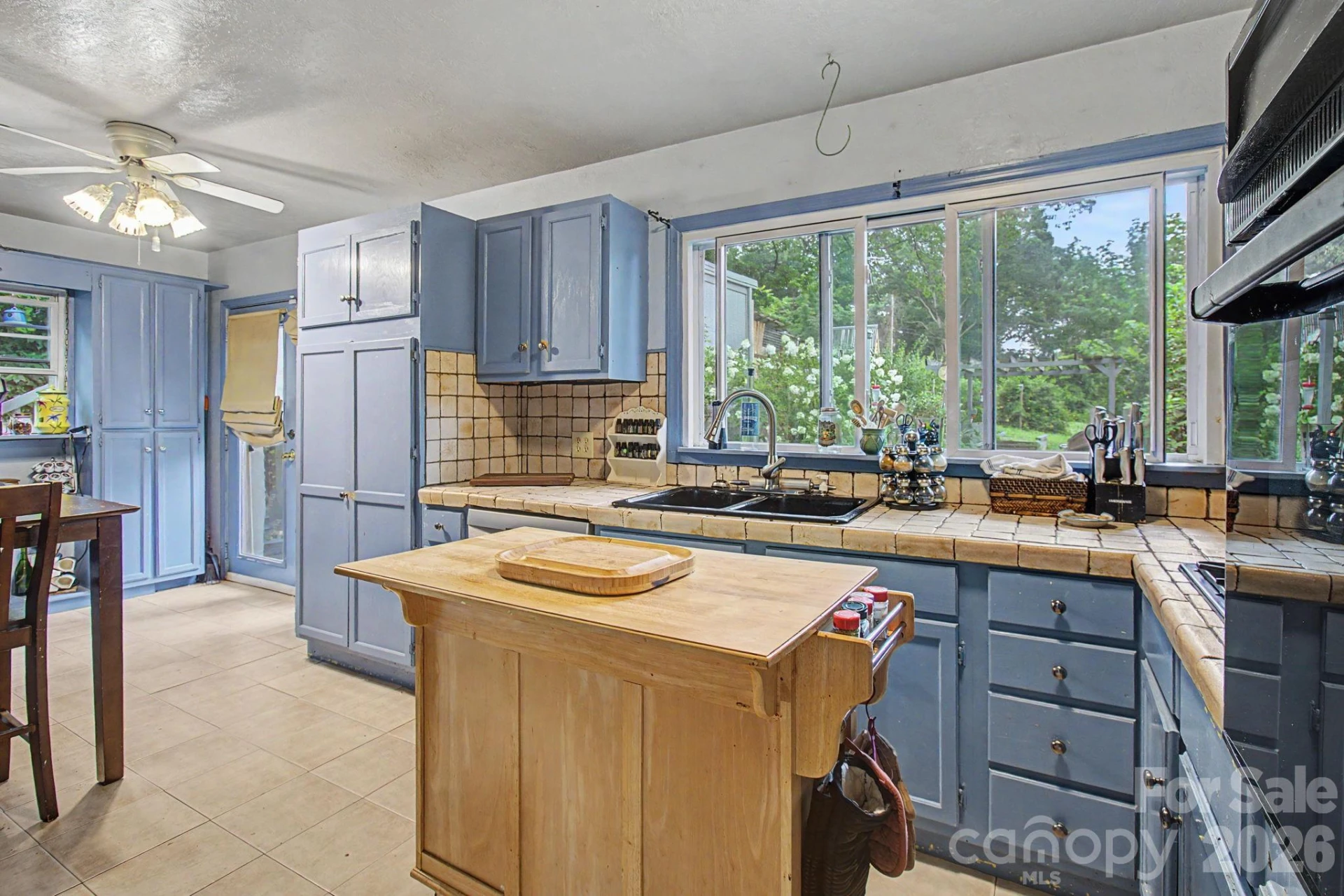 25 Wentworth Avenue - Photo 12