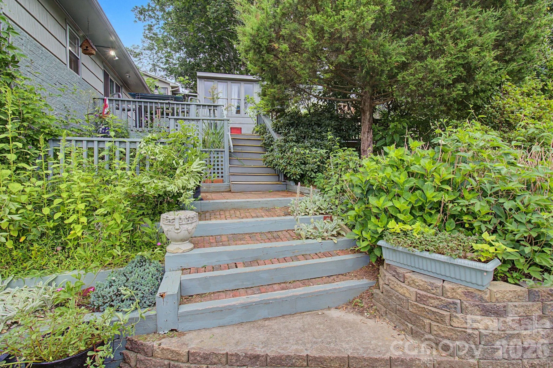 25 Wentworth Avenue - Photo 4