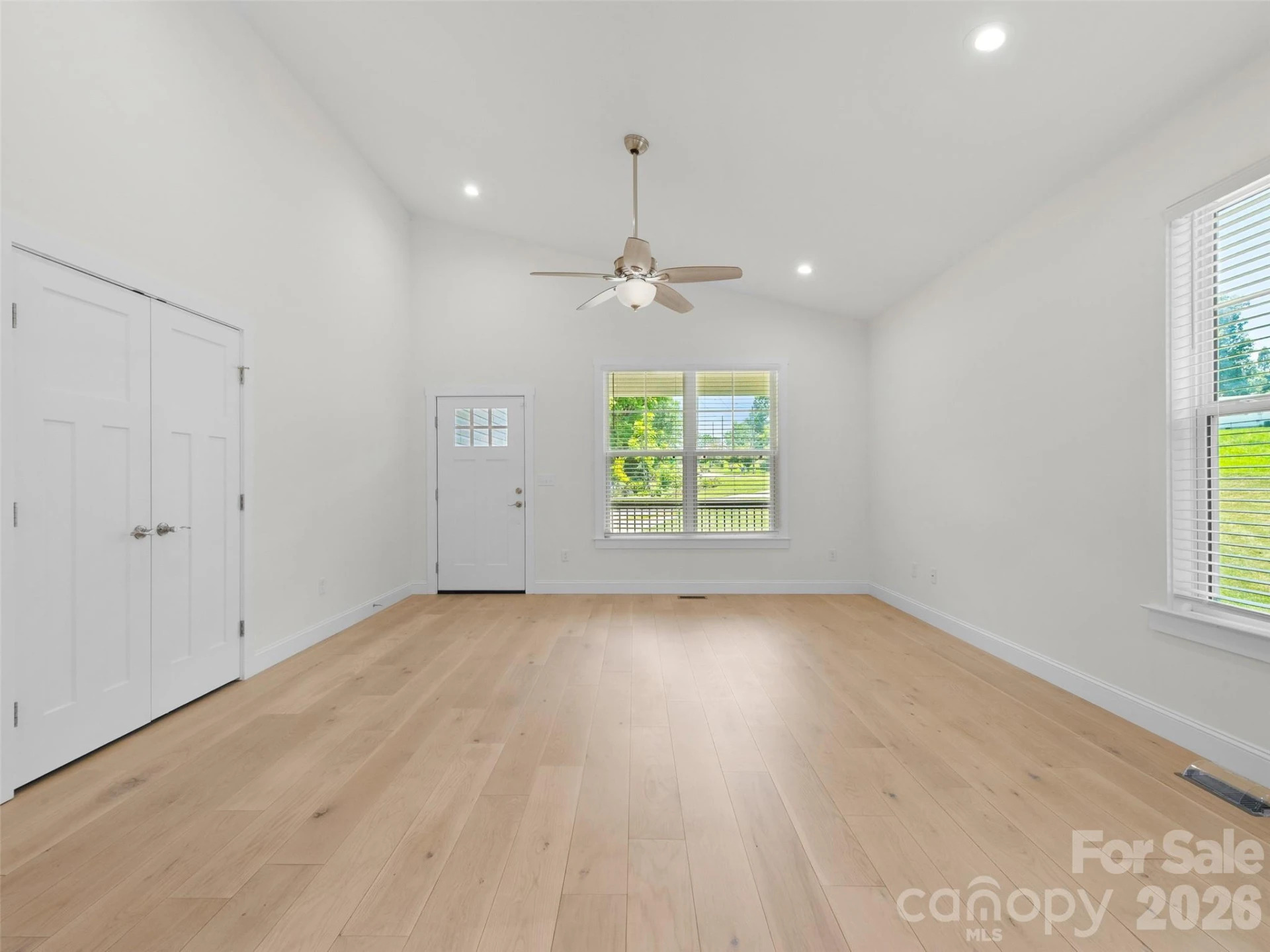 201 N Mapleton Drive - Photo 6