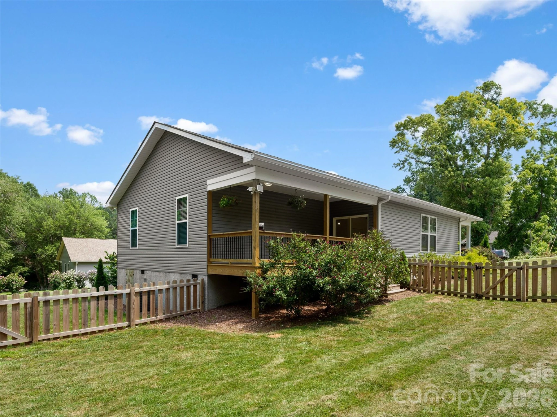 201 N Mapleton Drive - Photo 24
