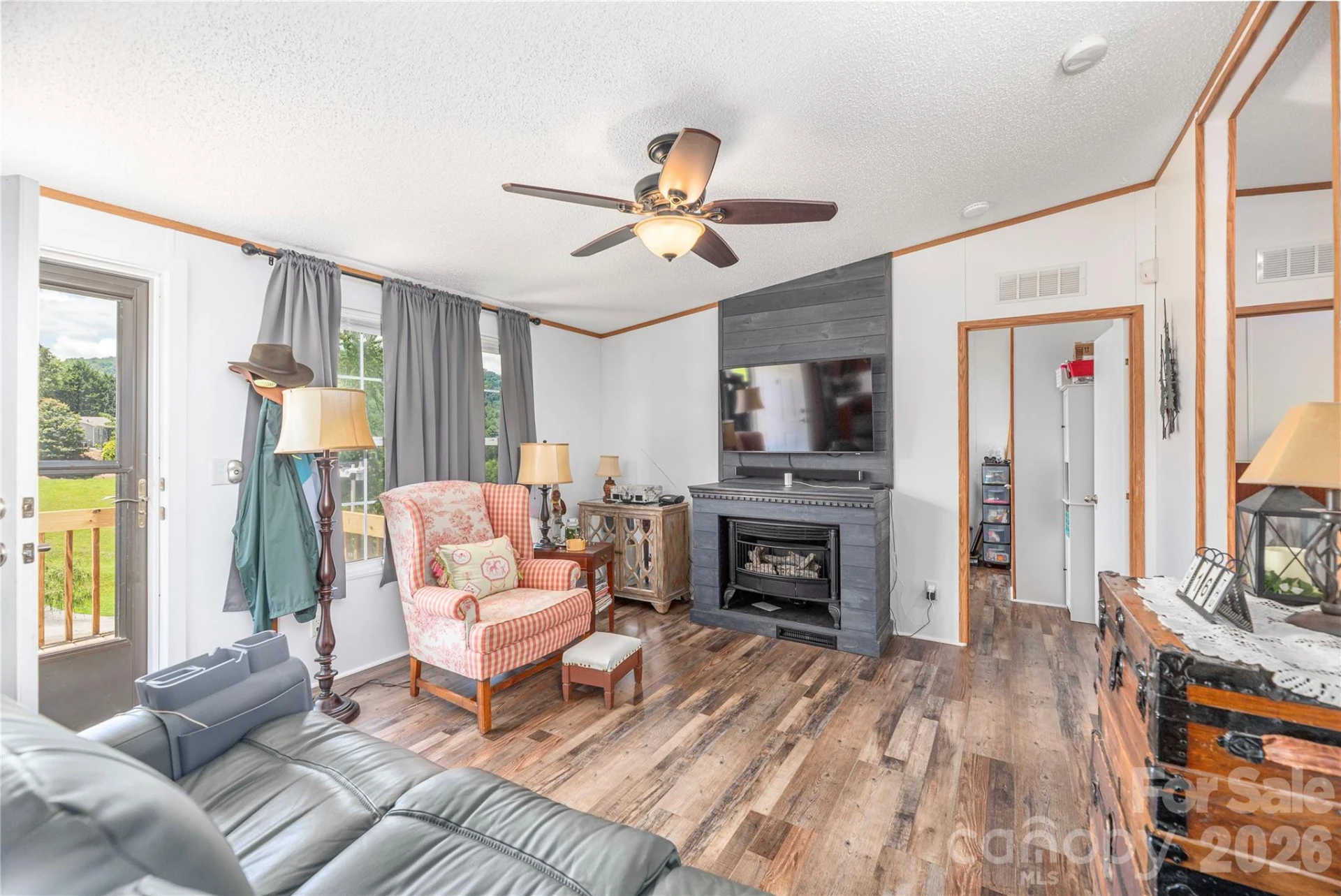 40 Farmstead Road - Photo 4