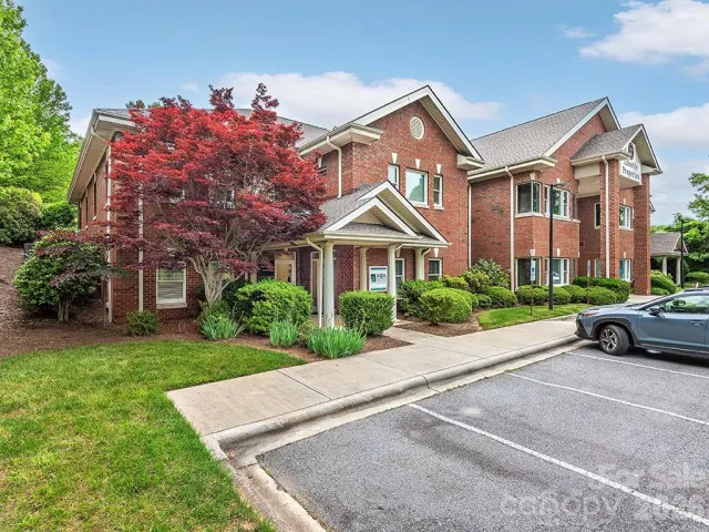 2 Walden Ridge Drive, Asheville, NC, 28803