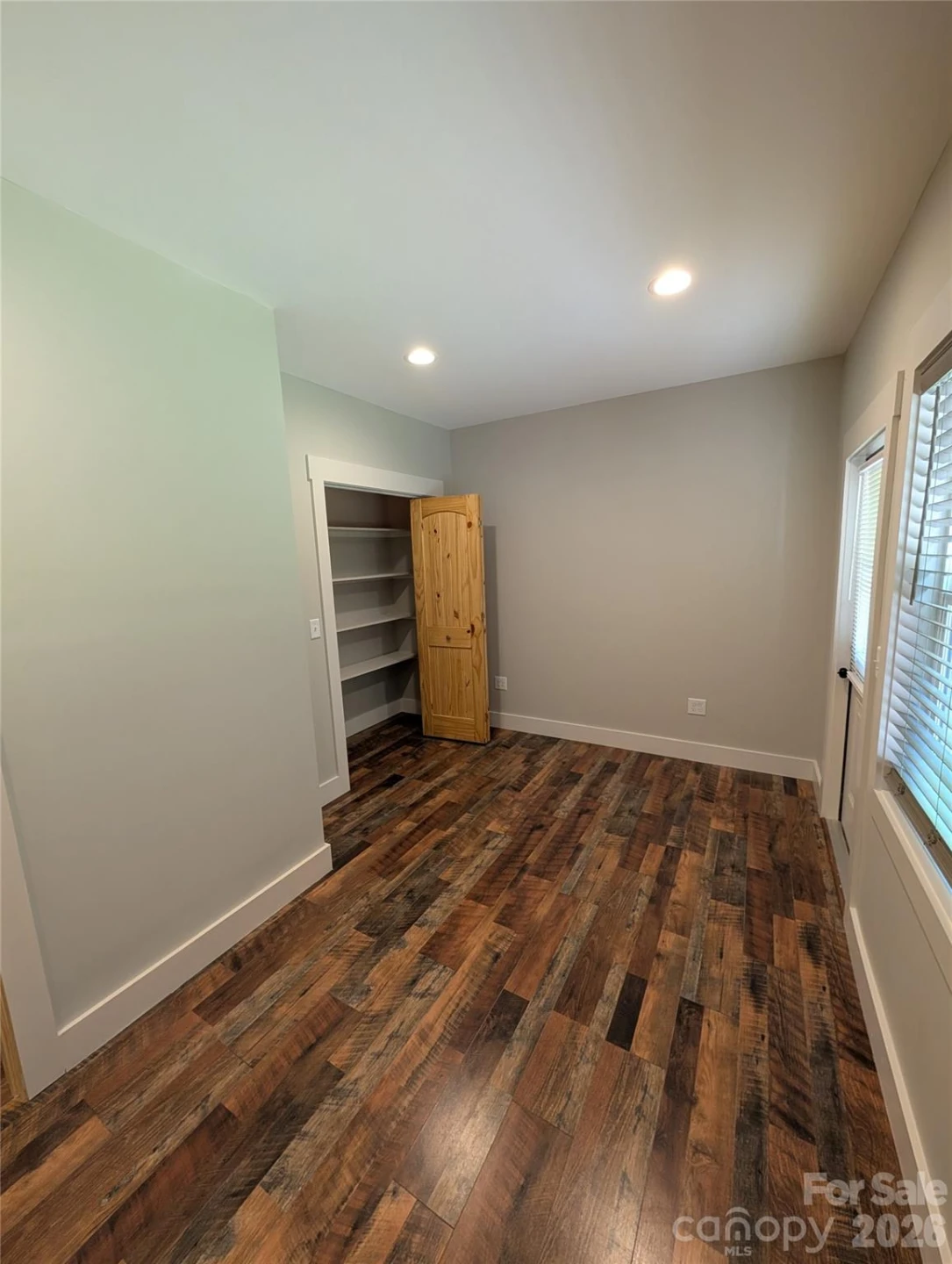522 Brandon Road - Photo 18