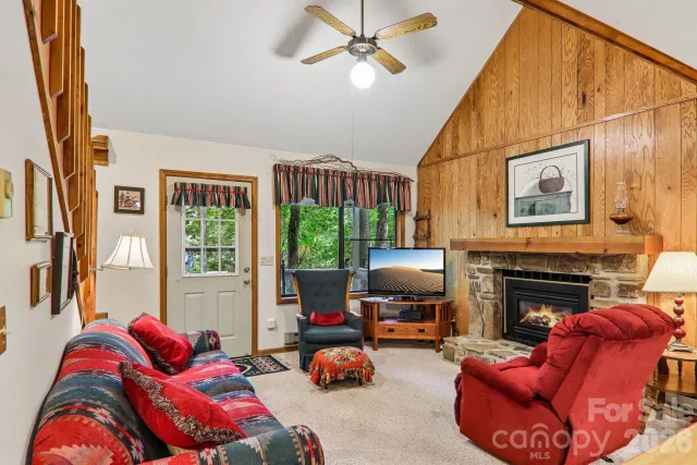 13 Lisa Lane, Maggie Valley, NC, 28751