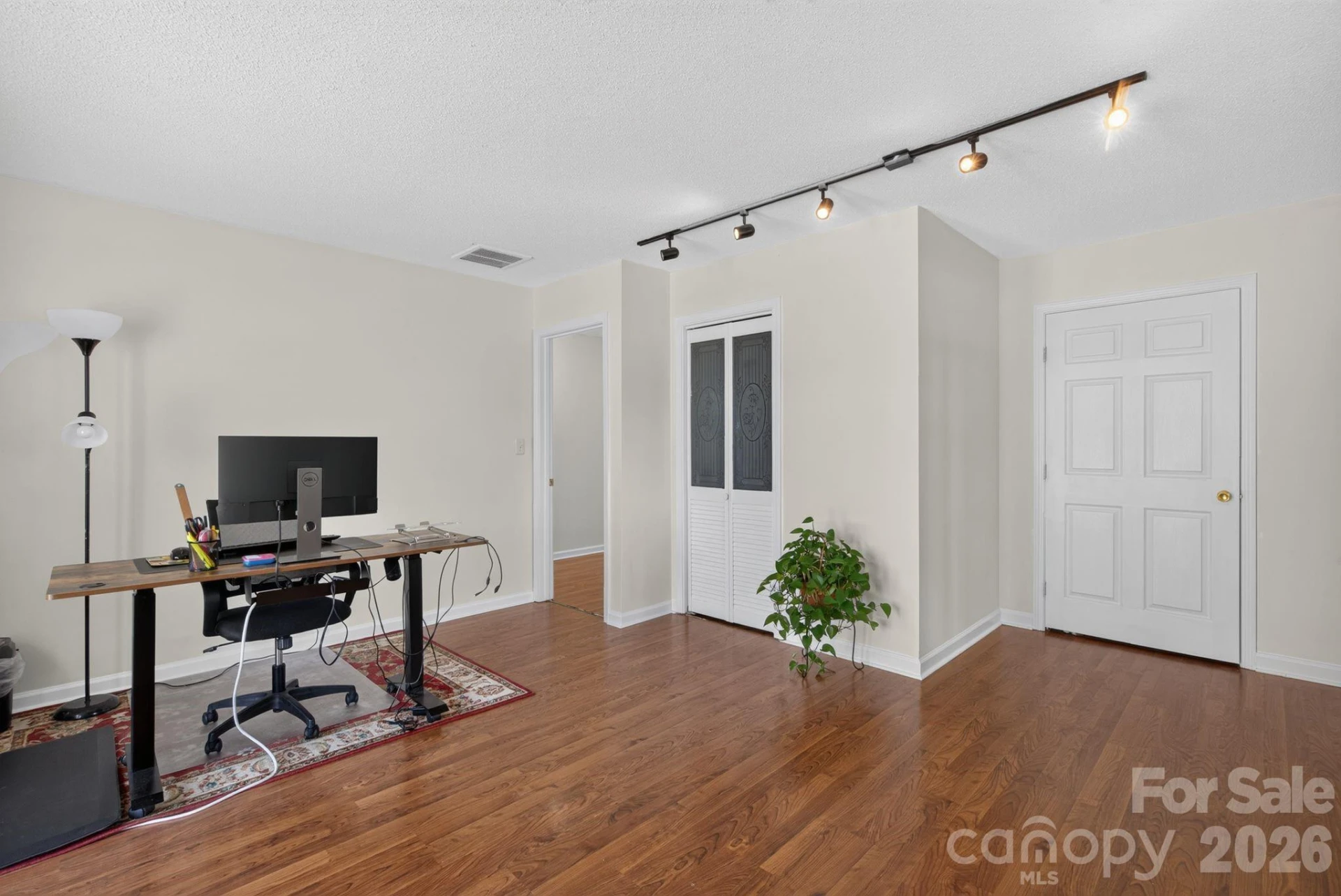 906 Woodhill Drive - Photo 24