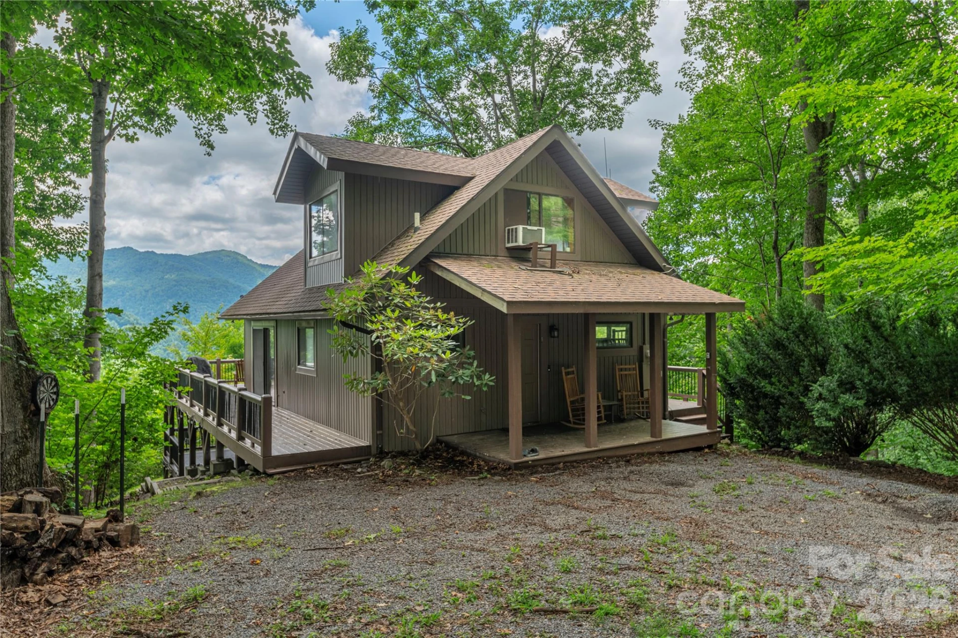 171 Jade Drive - Photo 2