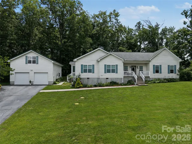 176 Chelsea Nix Lane, Hendersonville, NC, 28792