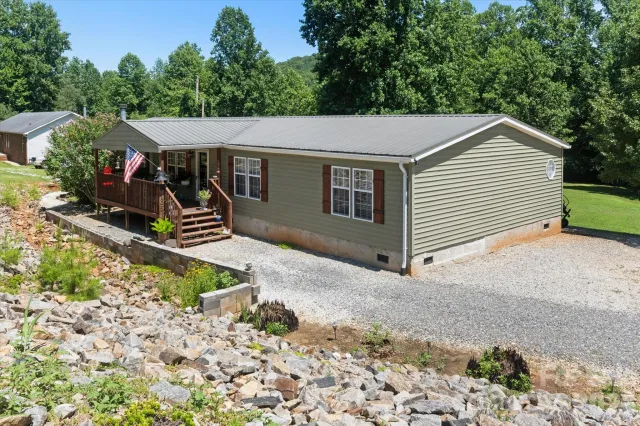 135 Basswood Drive, Nebo, NC, 28761