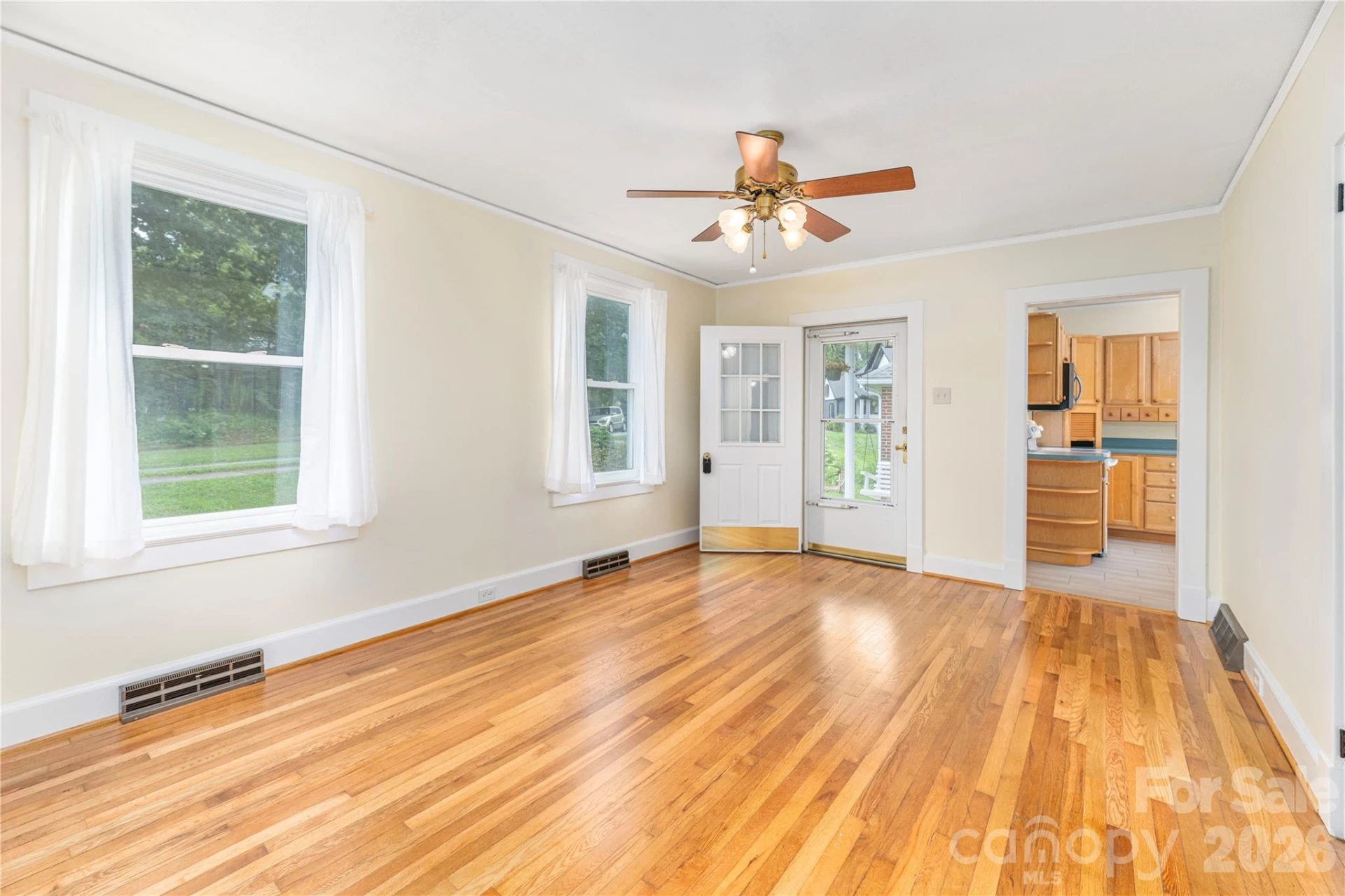 3 Enka Oak Street - Photo 5